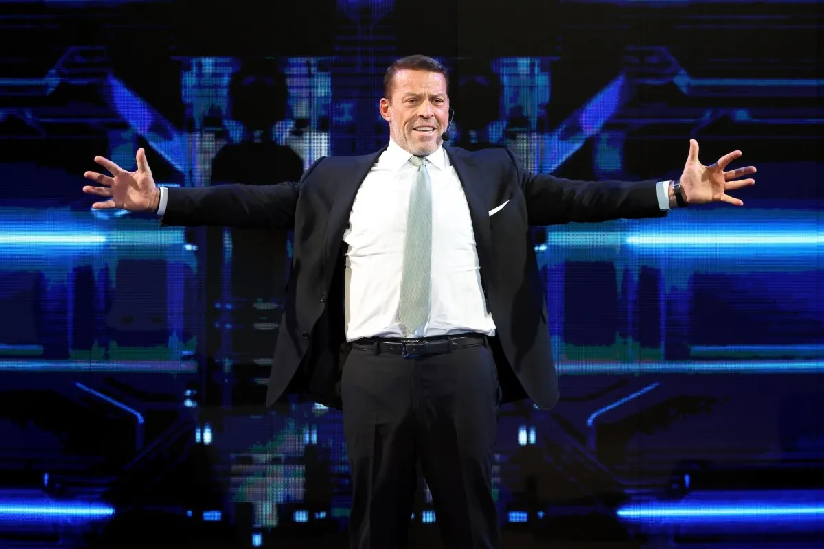 Tony Robbins 설립 AI 치료 스타트업 The Path, 안전 지표 95점 기록