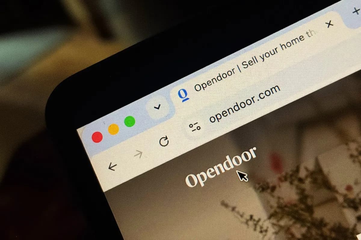 OpenDoor 인도 철수, AI 아웃소싱 논쟁 촉발