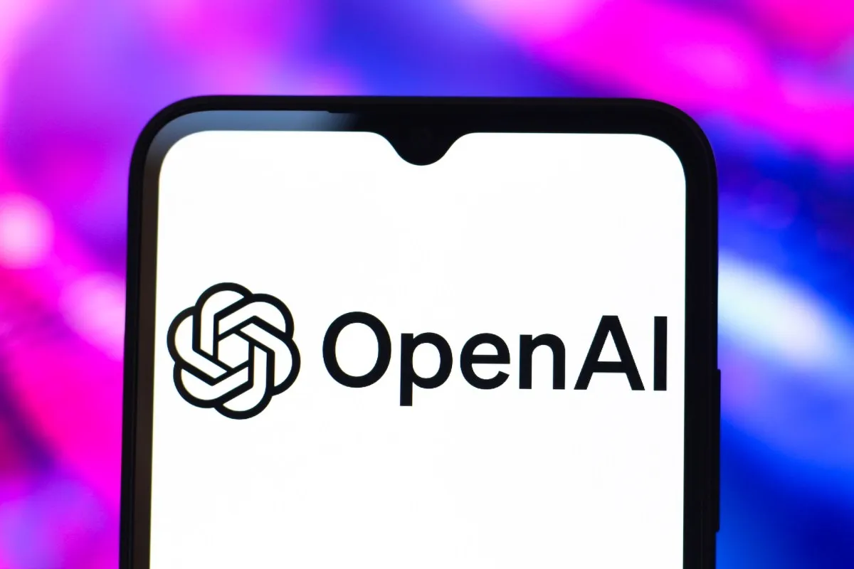 OpenAI, AI 에이전트 기반 스마트폰 개발 — 2028년 양산 전망