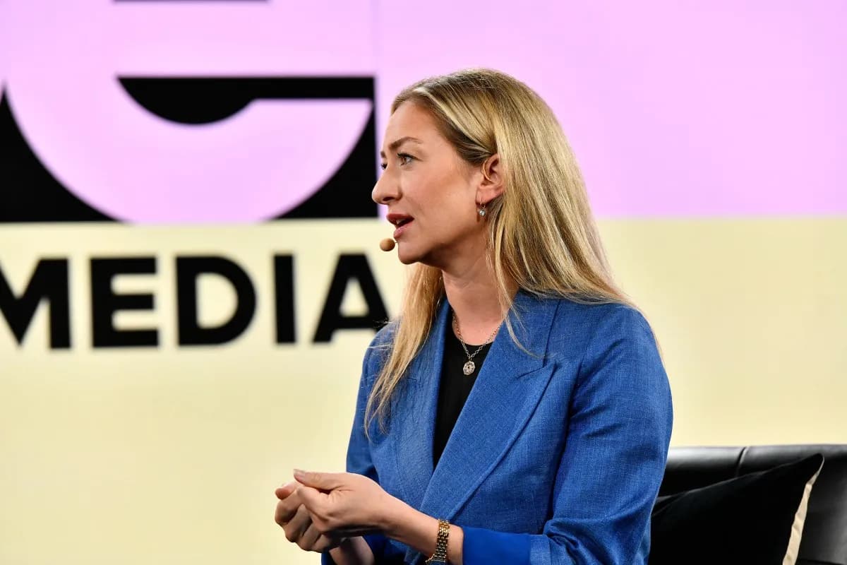 Bumble, 스와이프 폐지하고 AI 데이팅 어시스턴트 'Bee' 도입