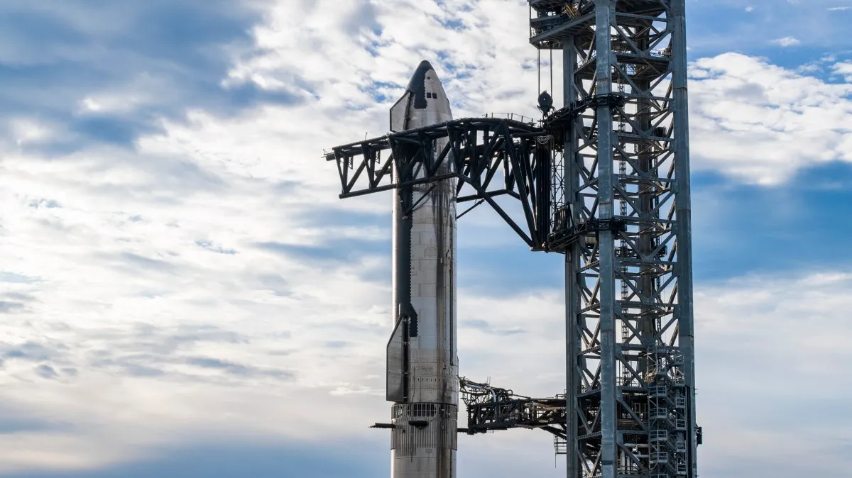 Google·SpaceX, 궤도 데이터센터 협의 — AI 컴퓨트 우주로