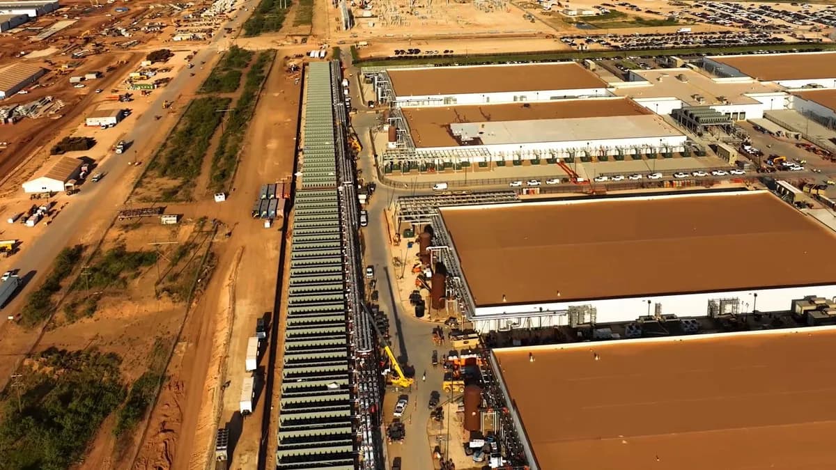 sama "Progress at our datacenter in Abilene" — 인프라 확장 신호